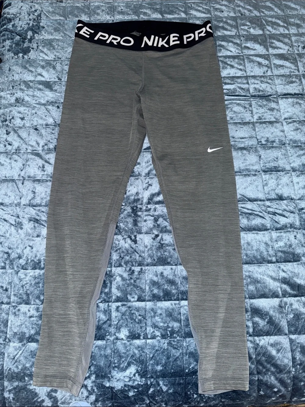 Nike Womens Gray Pro Performance Leggings